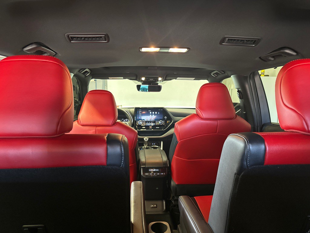 2023 Toyota Highlander Image 21