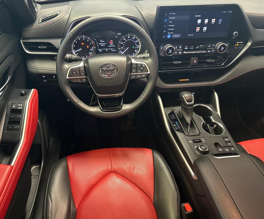 2023 Toyota Highlander Image 24