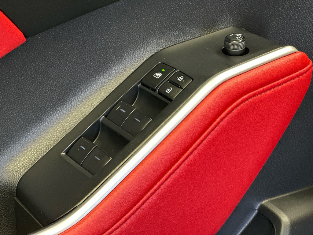 2023 Toyota Highlander Image 26