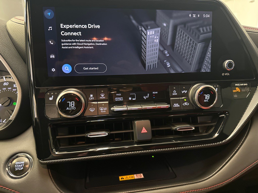 2023 Toyota Highlander Image 35