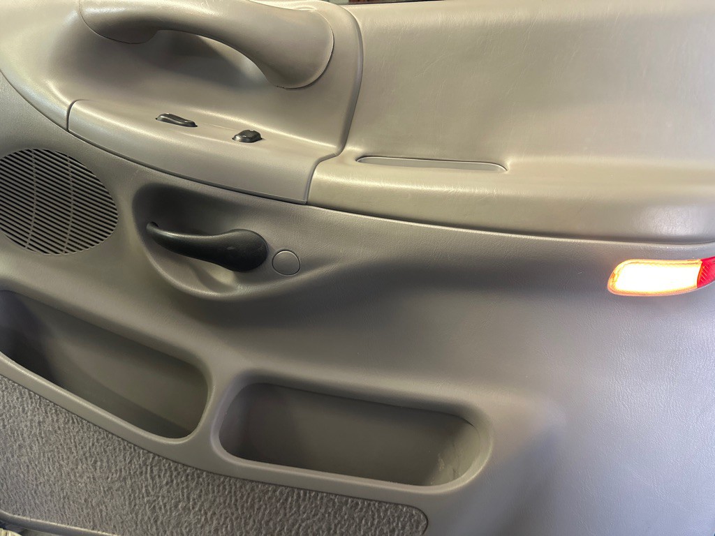 1997 Ford F-150 Image 7