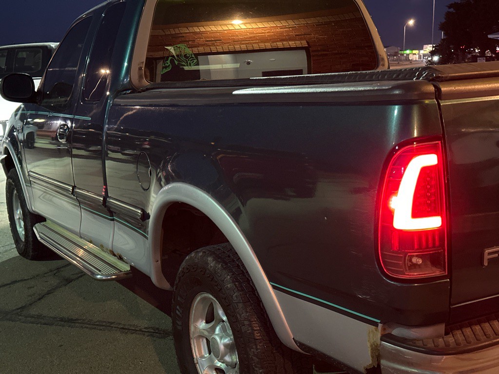 1997 Ford F-150 Image 5