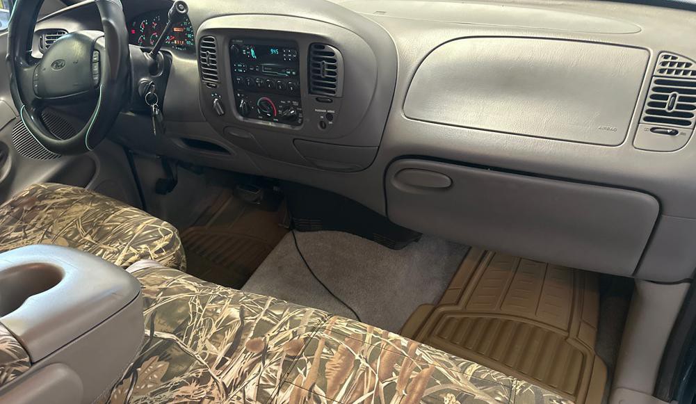 1997 Ford F-150 Image 6
