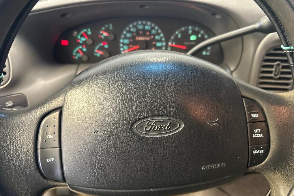 1997 Ford F-150 Image 16