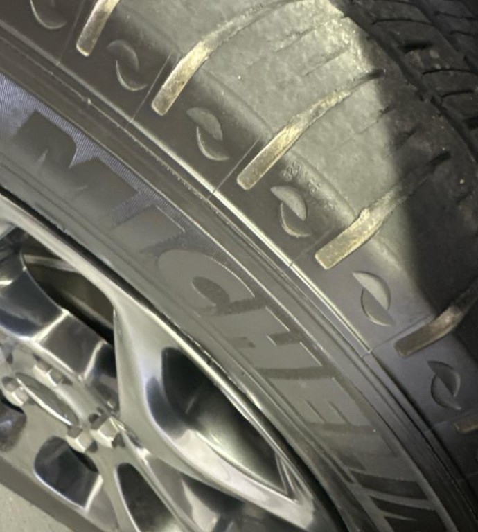 2017 Chrysler 300 Image 34