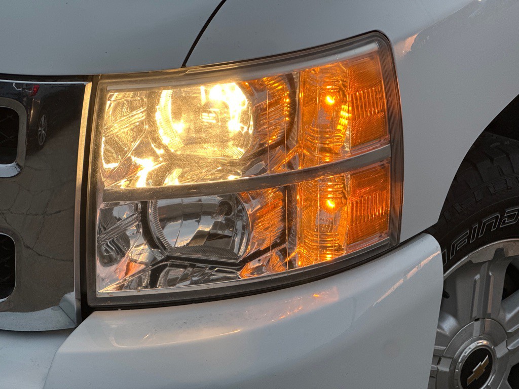 2011 Chevrolet Silverado 1500 Image 2