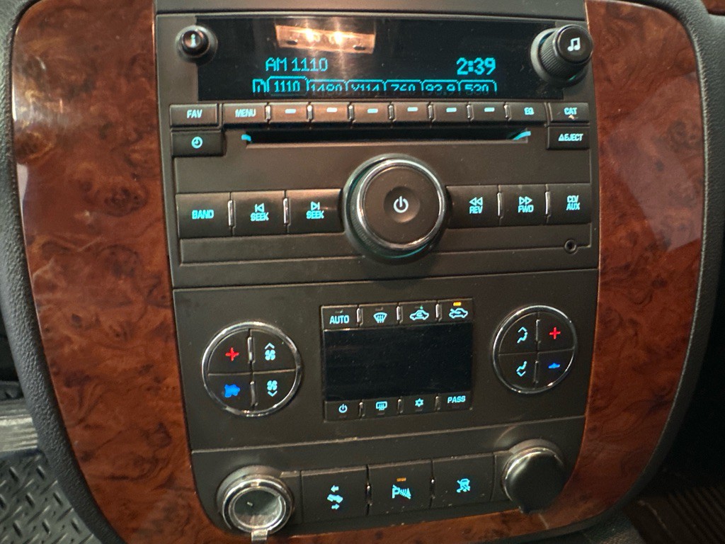 2011 Chevrolet Silverado 1500 Image 24