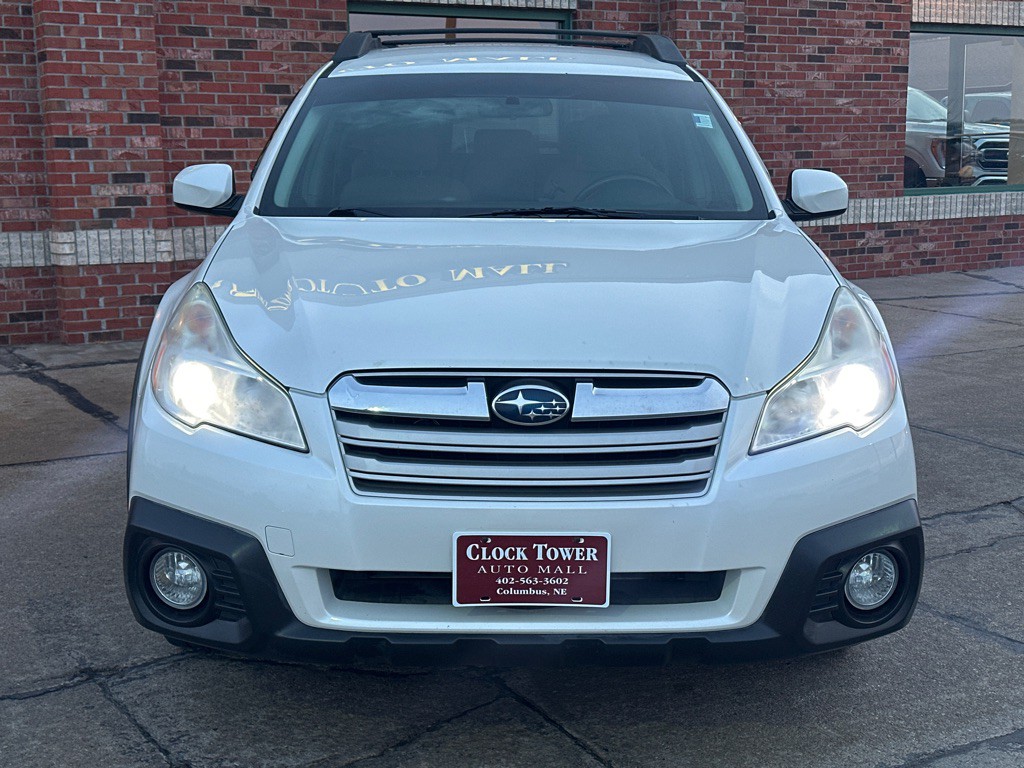 2014 Subaru Outback Image 4
