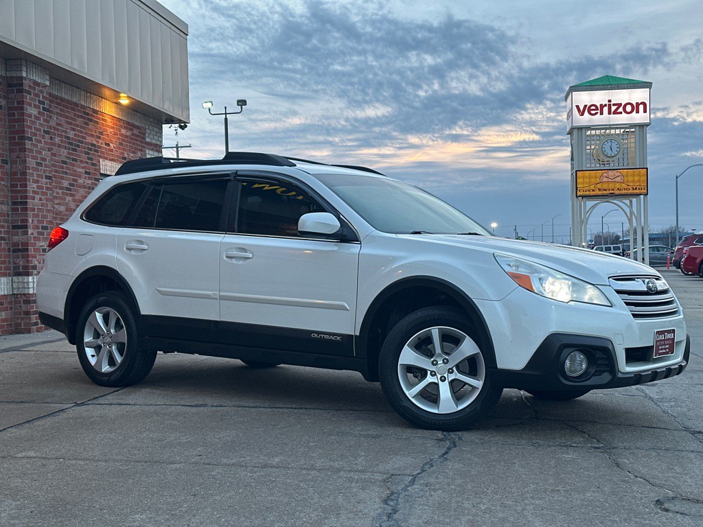 2014 Subaru Outback Image 5
