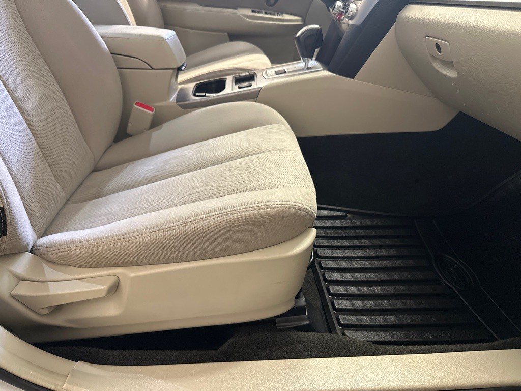 2014 Subaru Outback Image 13