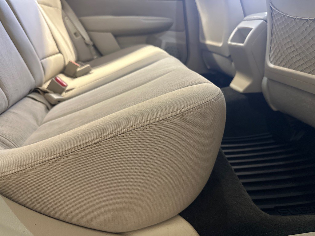 2014 Subaru Outback Image 15