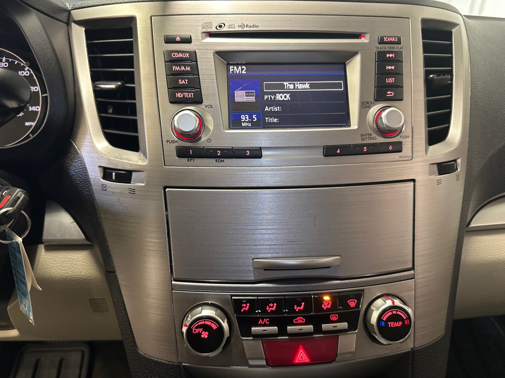 2014 Subaru Outback Image 25