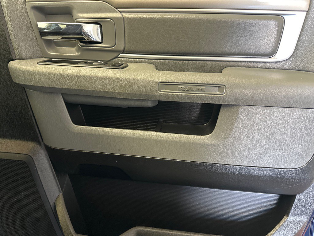 2013 RAM 1500 Image 12