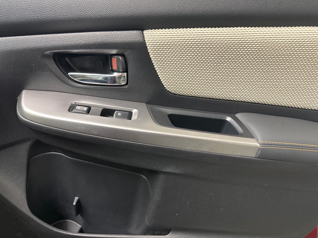 2016 Subaru Crosstrek Image 12