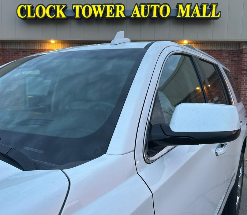 2017 GMC Yukon Image 3