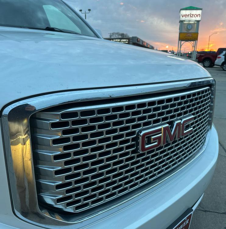 2017 GMC Yukon Image 5
