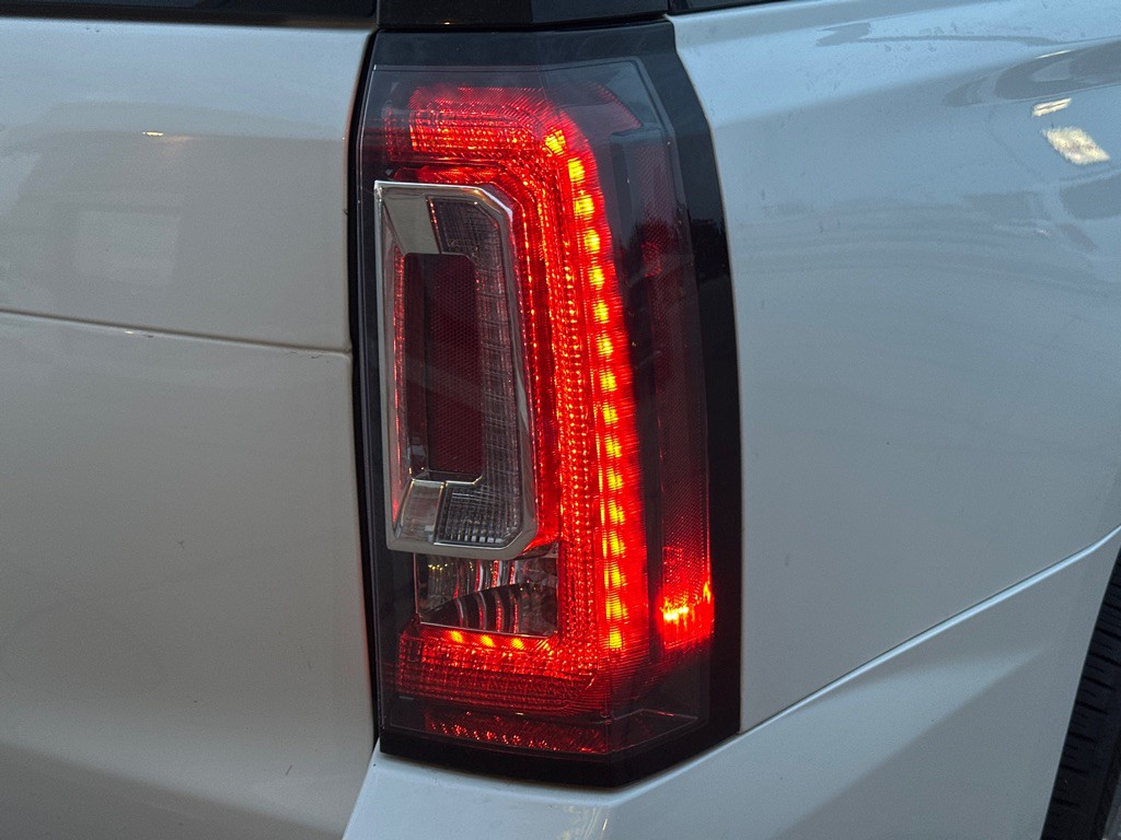 2017 GMC Yukon Image 7