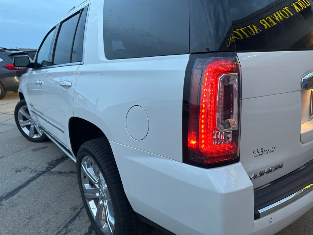 2017 GMC Yukon Image 9