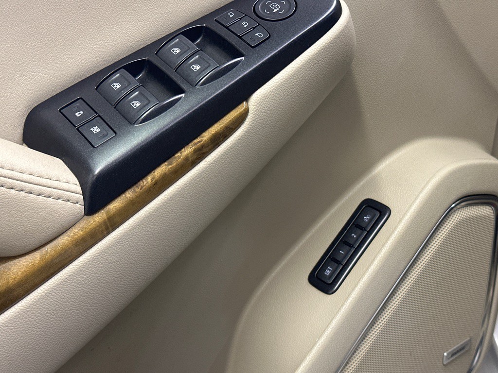 2017 GMC Yukon Image 25