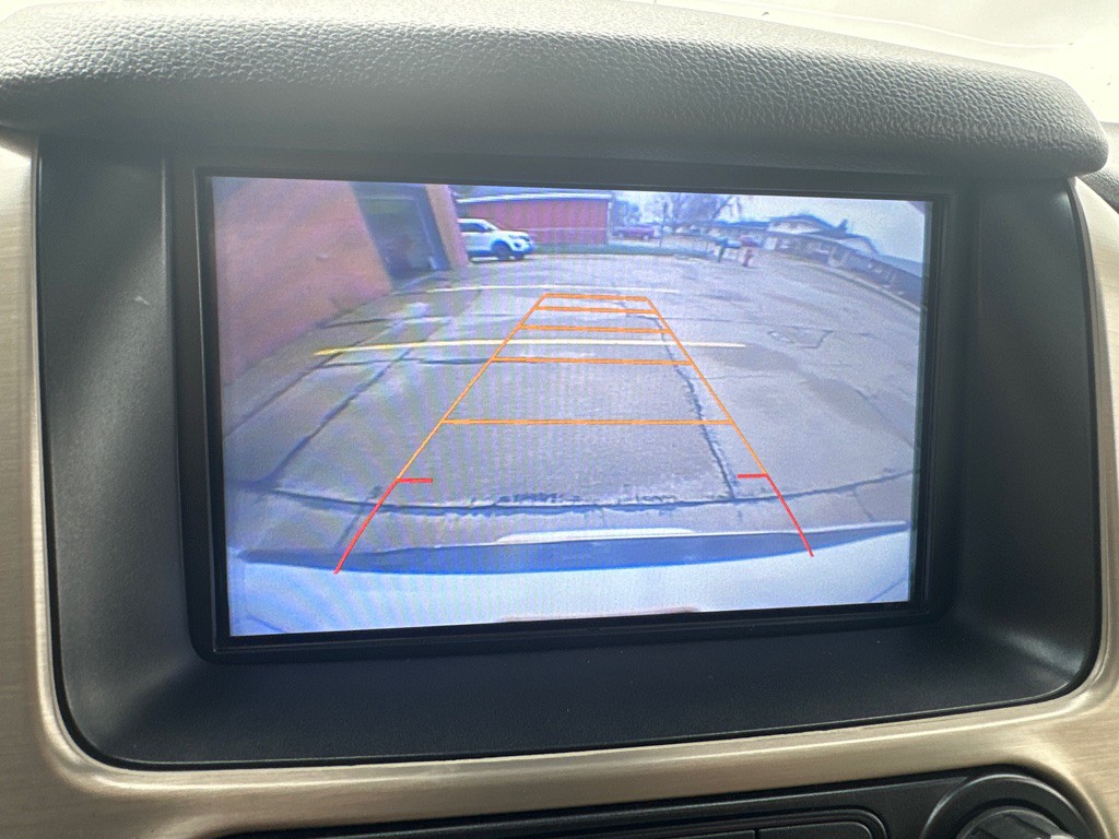 2017 GMC Yukon Image 32