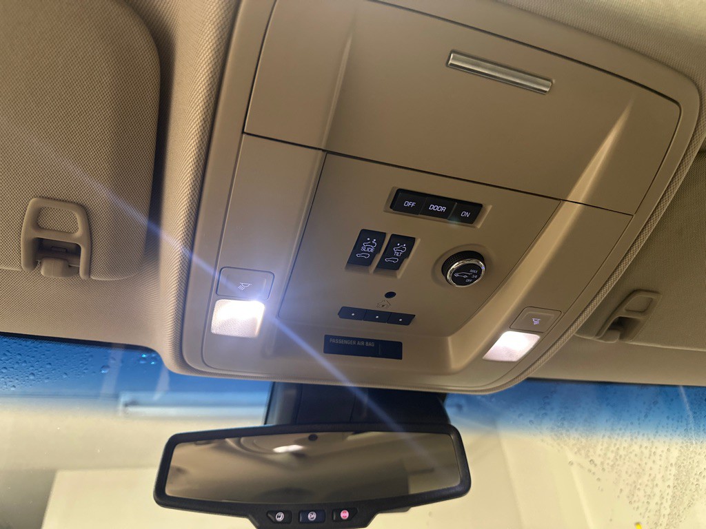 2017 GMC Yukon Image 33