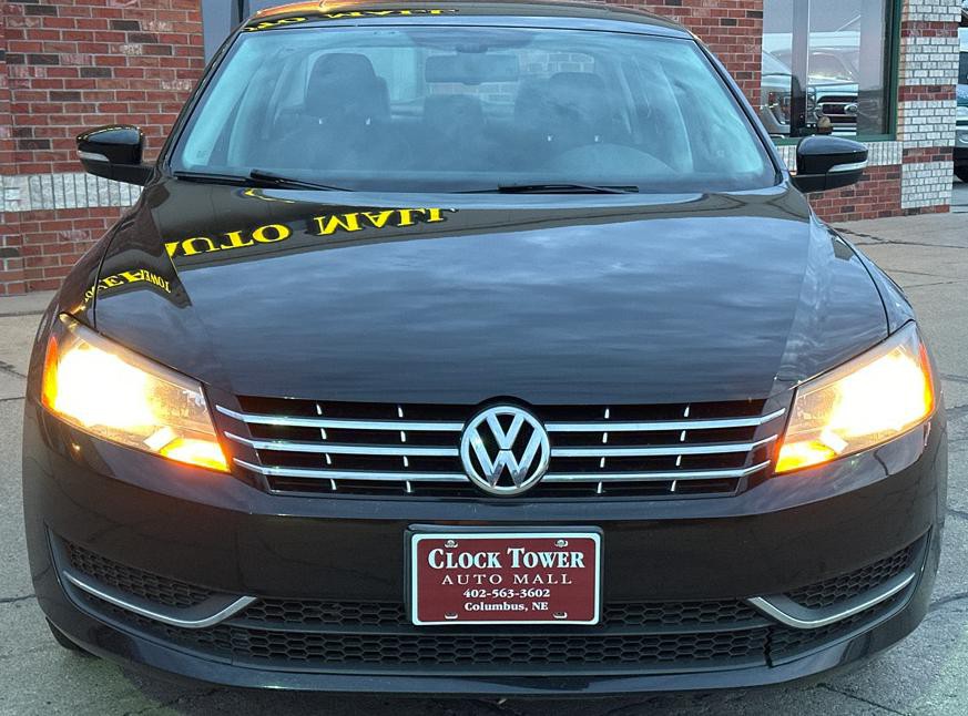 2013 Volkswagen Passat Image 3