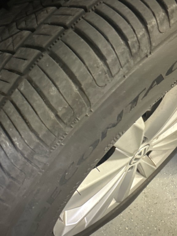 2013 Volkswagen Passat Image 28