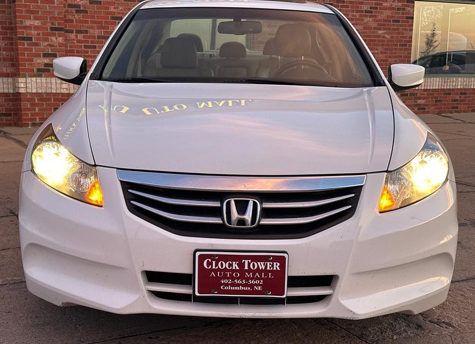 2011 Honda Accord Image 3