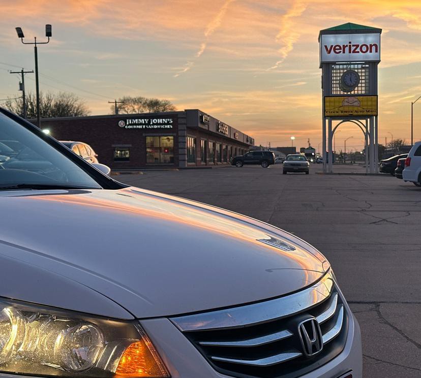 2011 Honda Accord Image 4