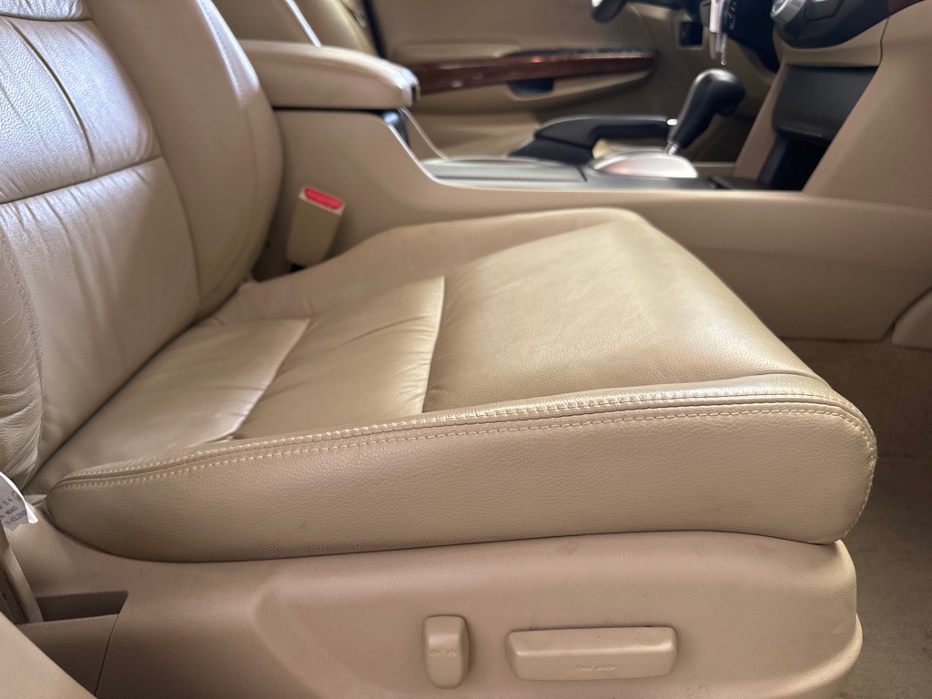 2011 Honda Accord Image 13