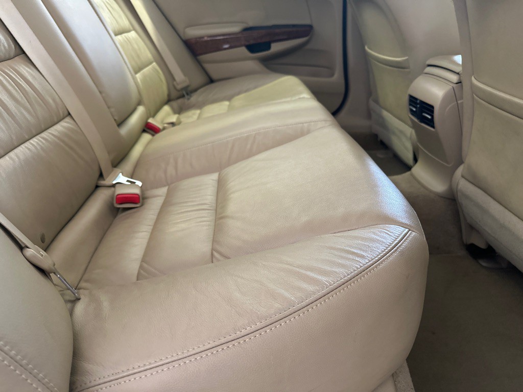 2011 Honda Accord Image 15