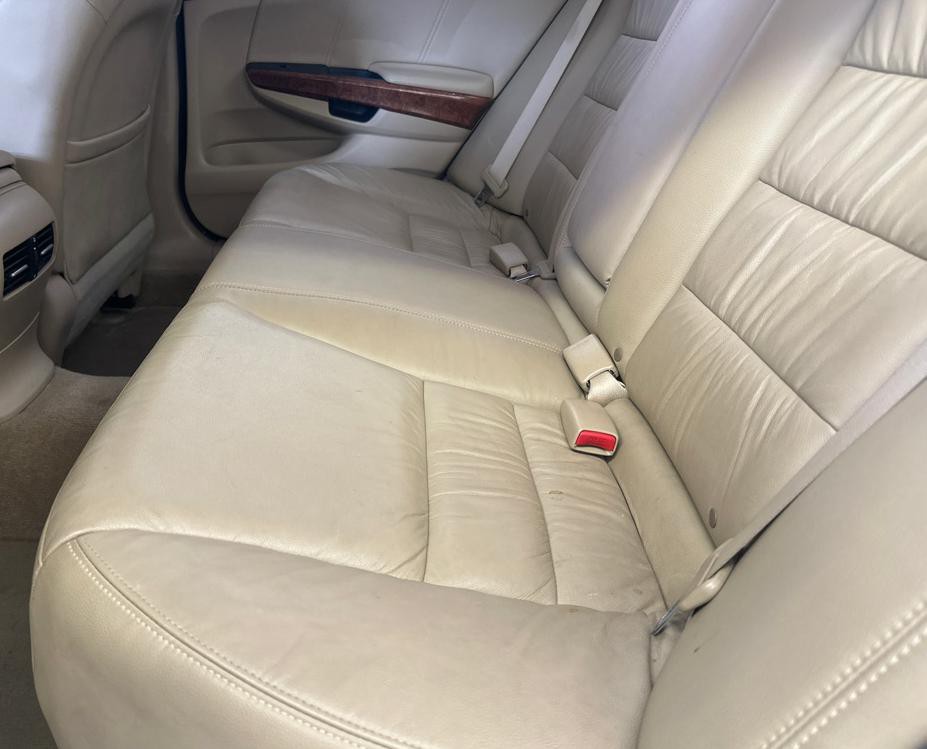 2011 Honda Accord Image 17