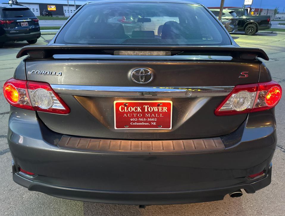 2012 Toyota Corolla Image 5