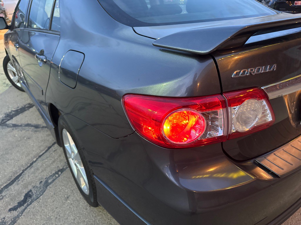 2012 Toyota Corolla Image 6