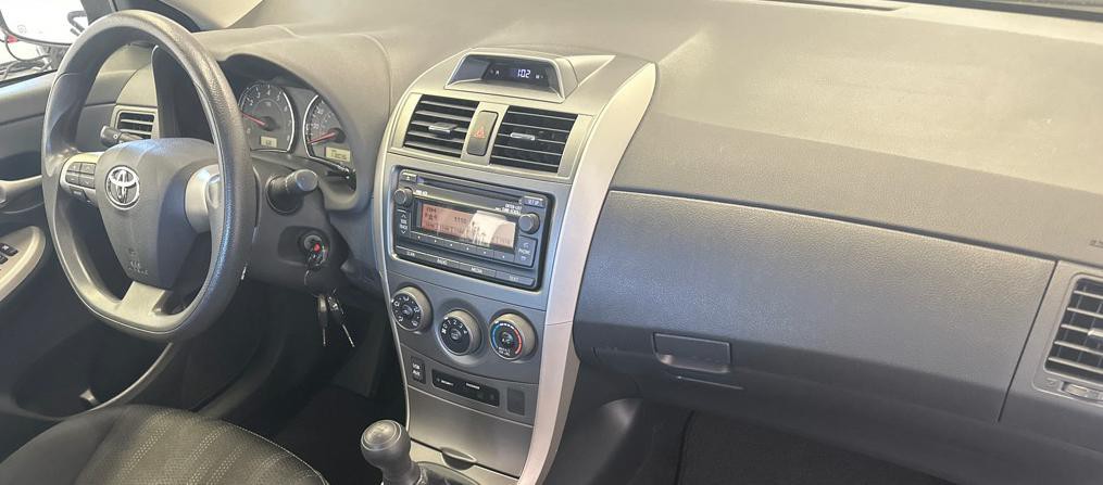 2012 Toyota Corolla Image 7
