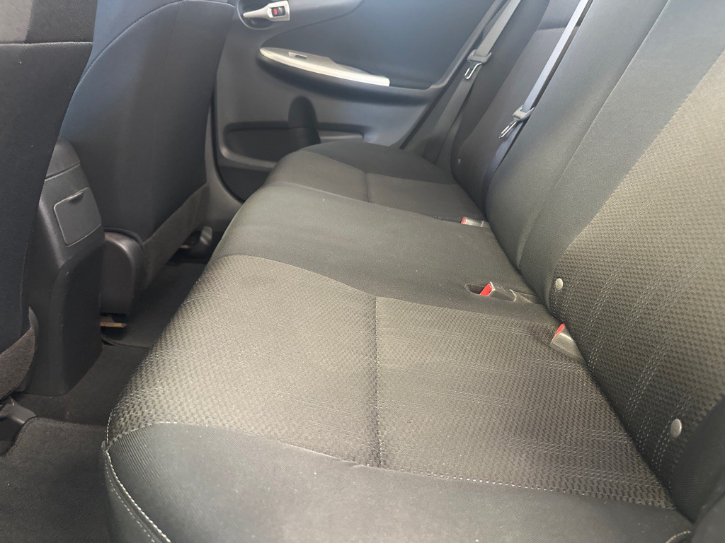 2012 Toyota Corolla Image 12