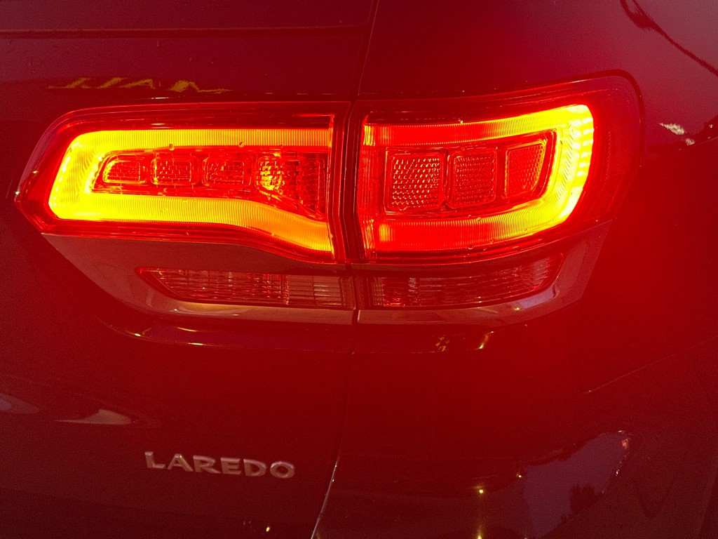 2017 Jeep Grand Cherokee Image 8
