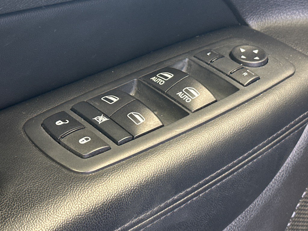 2017 Jeep Grand Cherokee Image 22