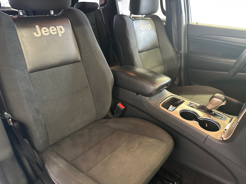 2017 Jeep Grand Cherokee Image 13