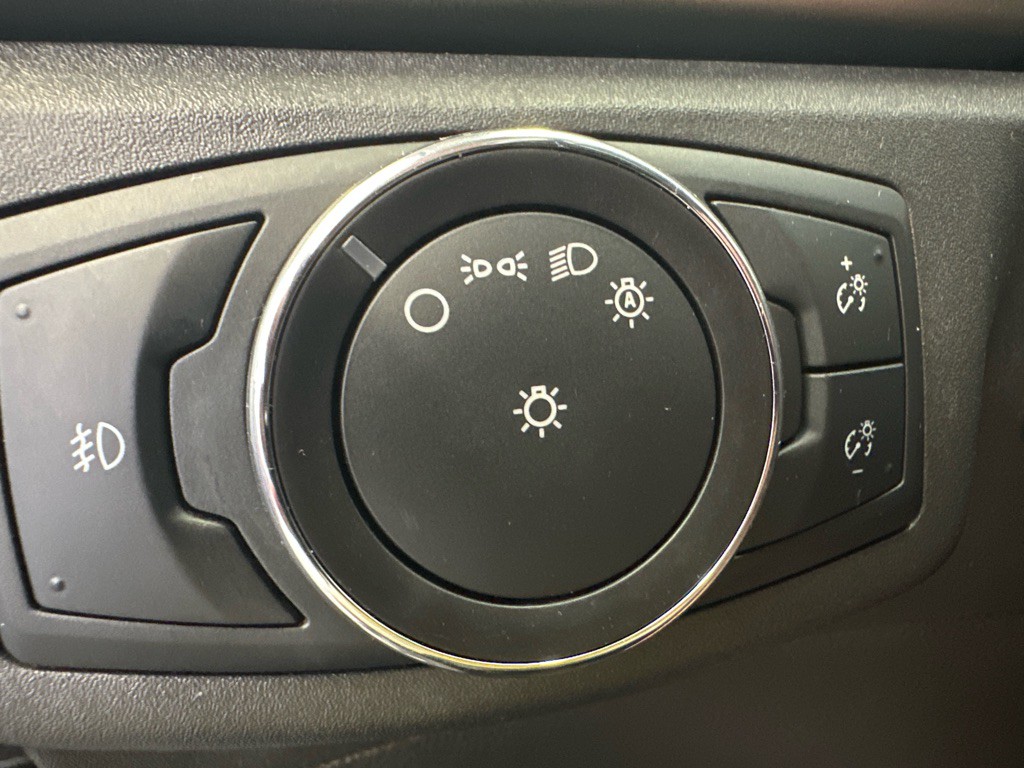 2016 Ford Fusion Image 23