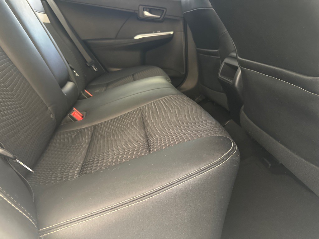 2013 Toyota Camry Image 14