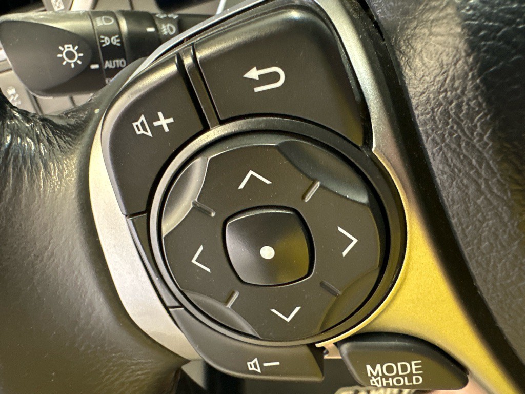 2013 Toyota Camry Image 19