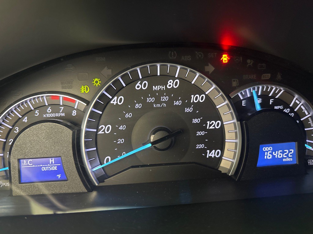 2013 Toyota Camry Image 20
