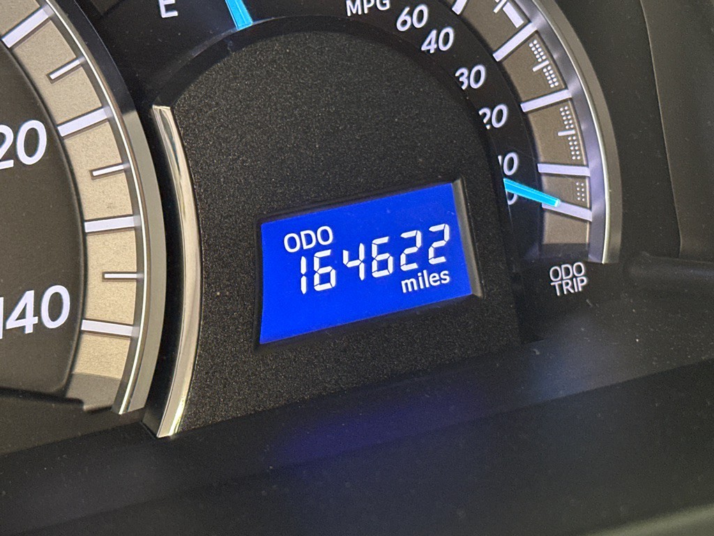 2013 Toyota Camry Image 24