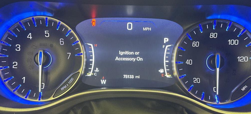 2023 Chrysler Pacifica Image 25