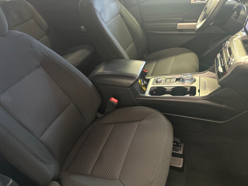 2022 Ford Explorer Image 12