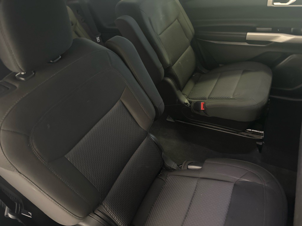 2022 Ford Explorer Image 15