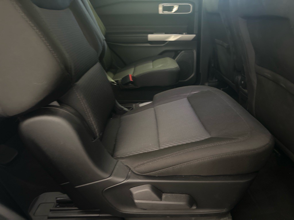 2022 Ford Explorer Image 16
