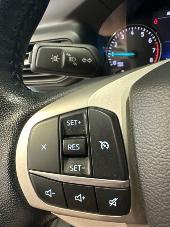 2022 Ford Explorer Image 24