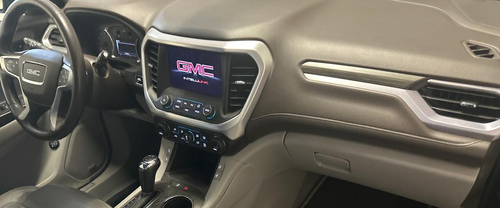 2017 GMC Acadia Image 13